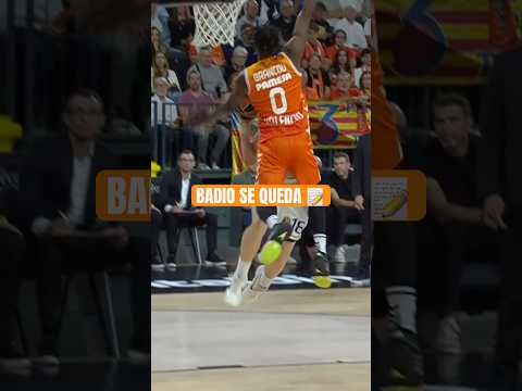 YOU A BAD(IO) mannnn with a block like that 🥶 He stays with Valencia